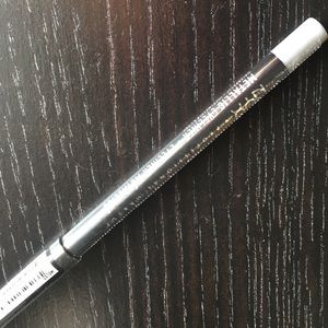 BRAND NEW Nyx Metallic Eyeliner - Silver